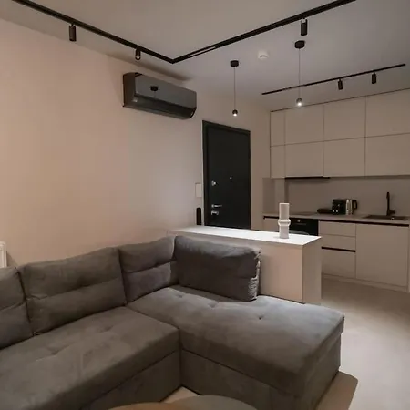 Id Residences 303 *